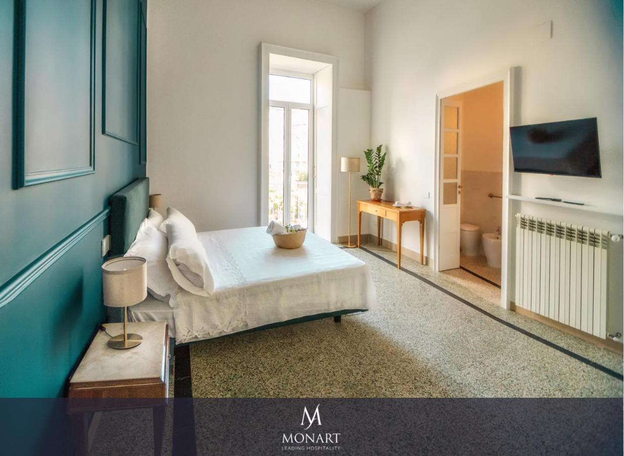 Monart Hospitality Cavour Bed & Breakfast Naples Exterior photo