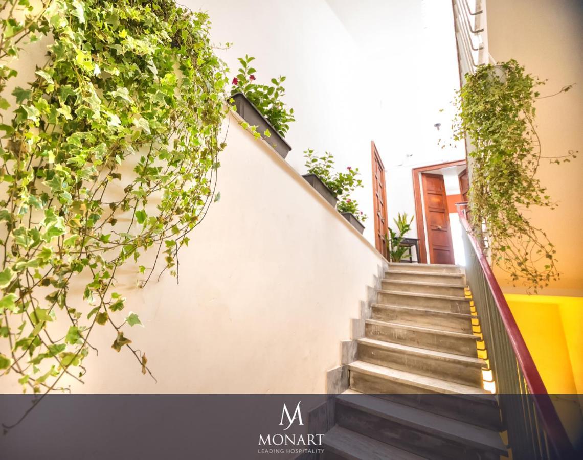 Monart Hospitality Cavour Bed & Breakfast Naples Exterior photo